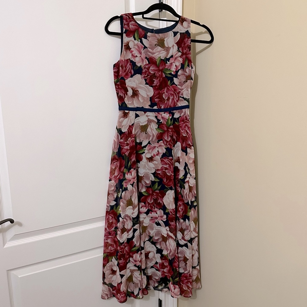 Hobbs London floral midi dress size UK 6 and US 2